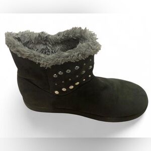 Unisa Black Fur-Lined Studded Boots